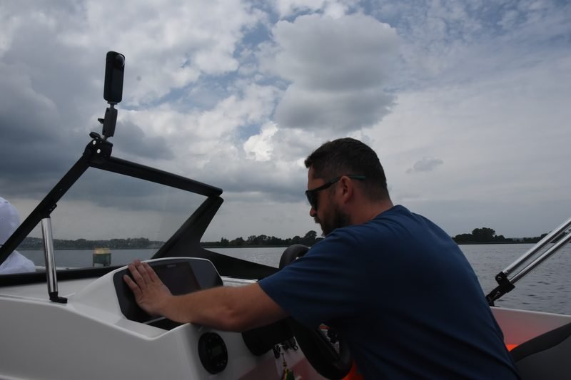 Grunt to wiedzieć którędy — ploter Simrad nie zawodzi